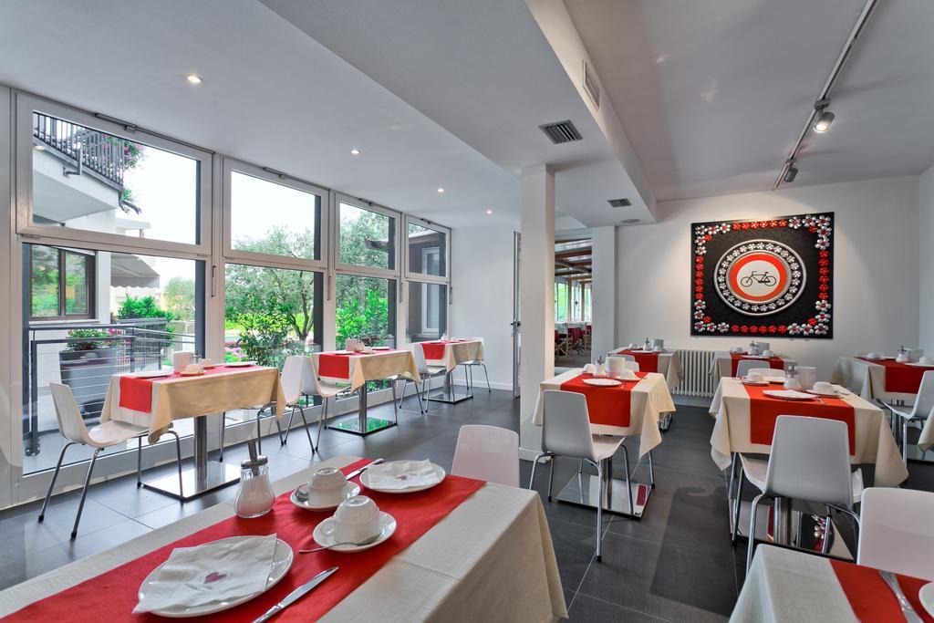 טורבולה Sporthotel Villa Stella מראה חיצוני תמונה