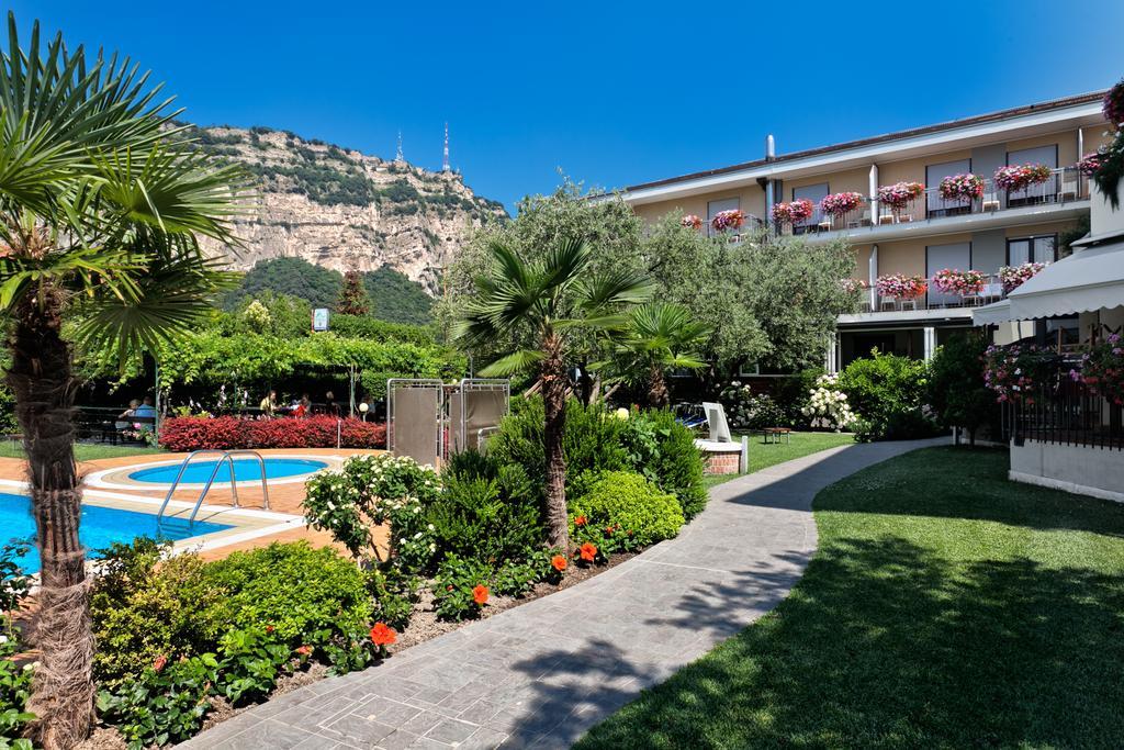 טורבולה Sporthotel Villa Stella מראה חיצוני תמונה