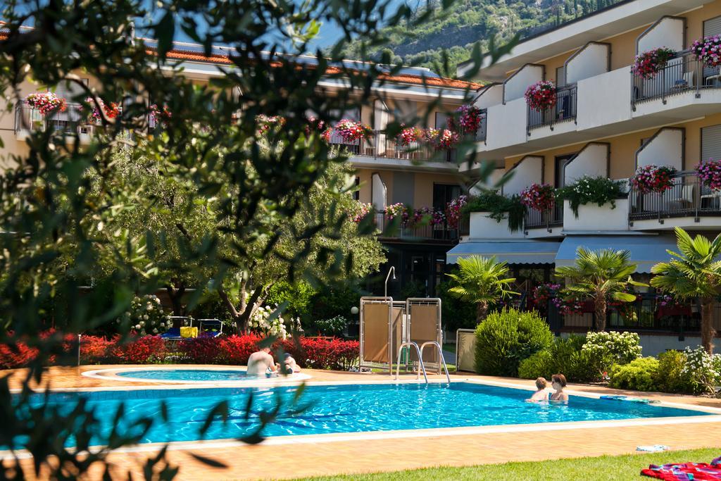 טורבולה Sporthotel Villa Stella מראה חיצוני תמונה