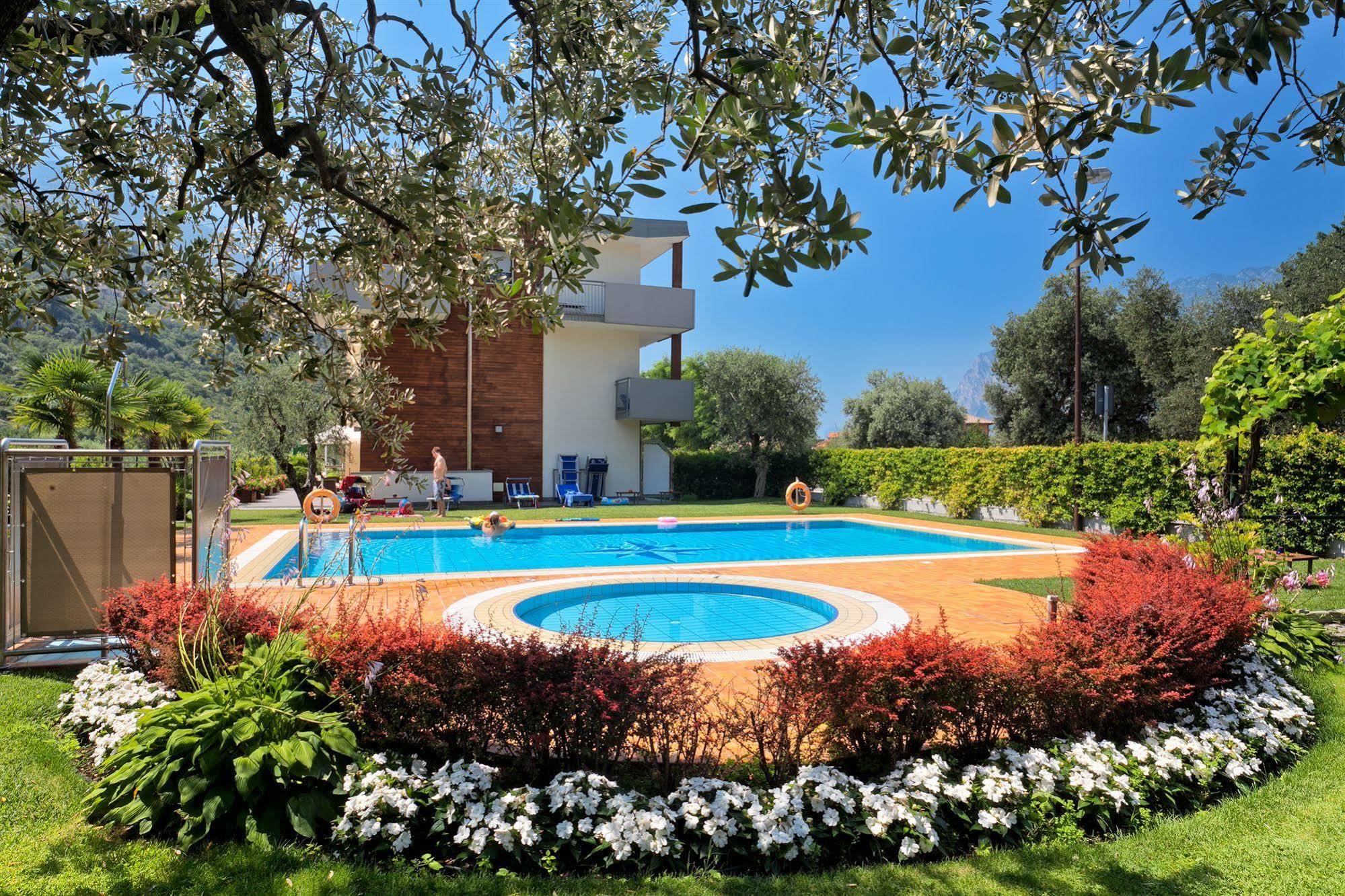 טורבולה Sporthotel Villa Stella מראה חיצוני תמונה